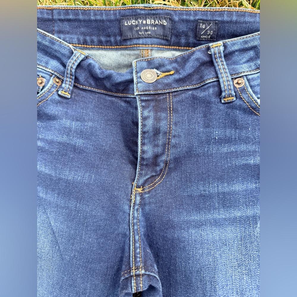 Lucky Brand Blue Denim Jeans with Leather Patch
